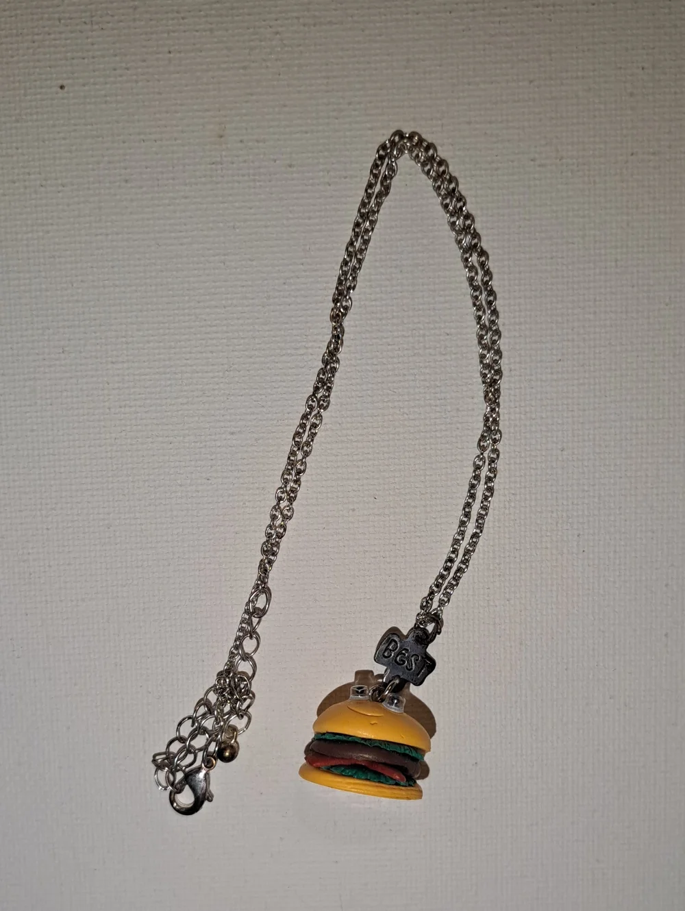 4/$15 🌻 Novelty Burger Pendant Necklace